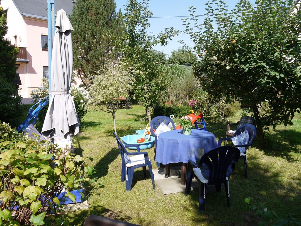 Familien-Ferienwohnung Haustein Konigswalde Exteriér fotografie