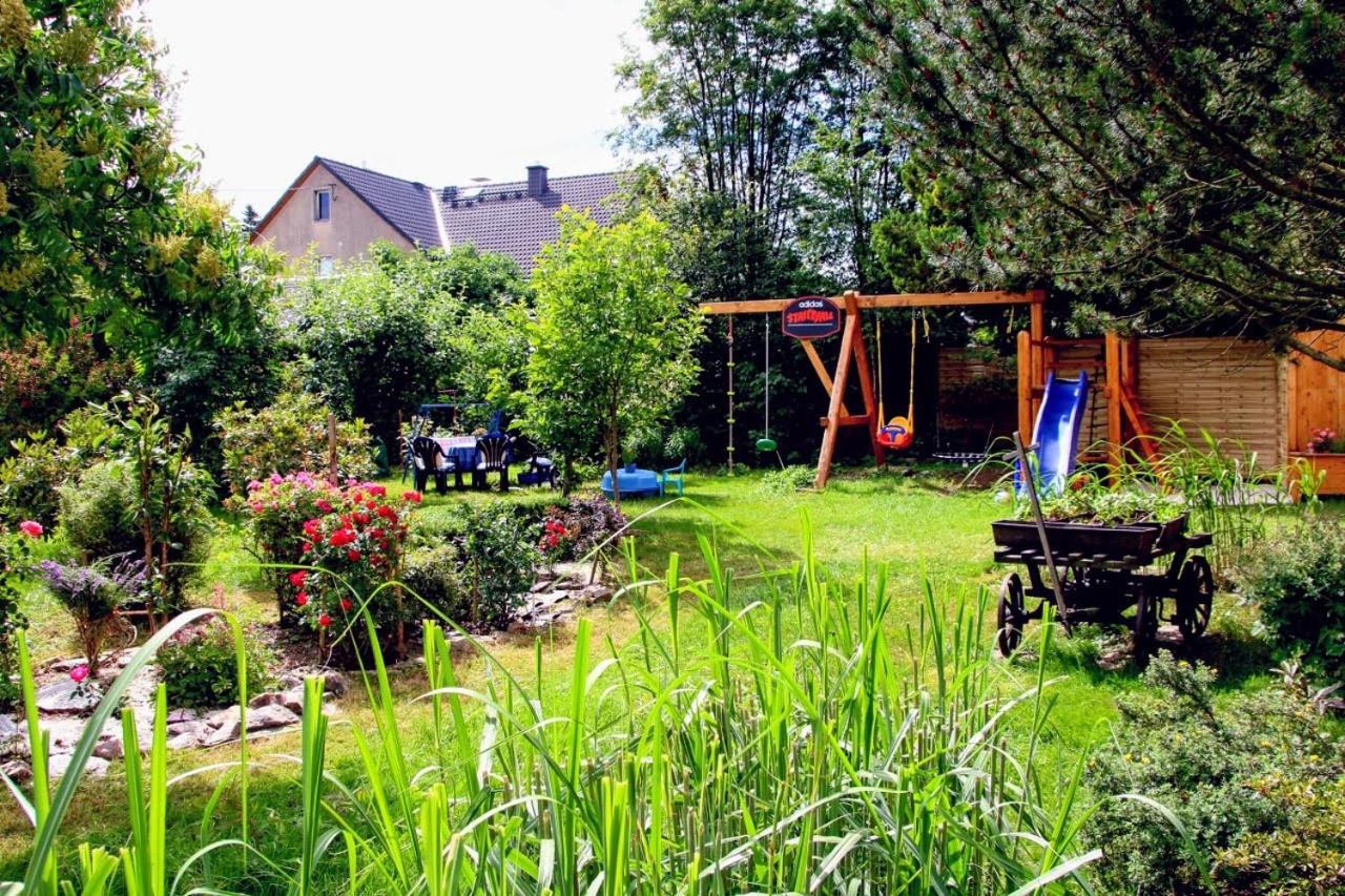 Familien-Ferienwohnung Haustein Konigswalde Exteriér fotografie